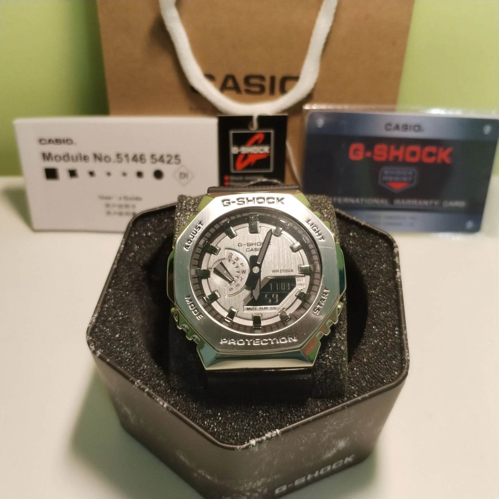 Reloj G-Shock GM-2100-1A
